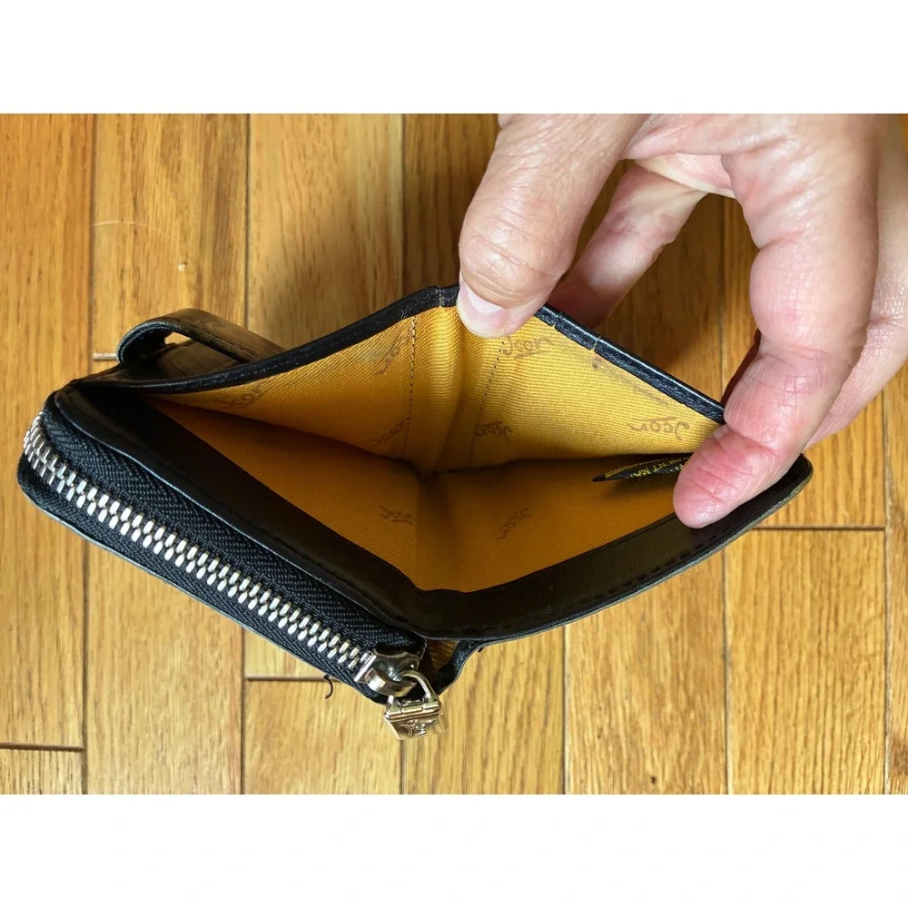 Vintage Icon Los Angeles Leather Dog Portrait Bifold Wallet Black Zip Terrier